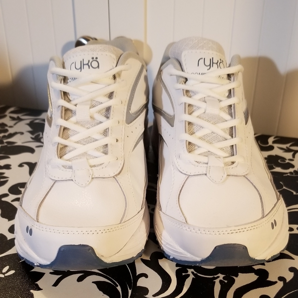 NIB Ryka Comfort Walk 9 White